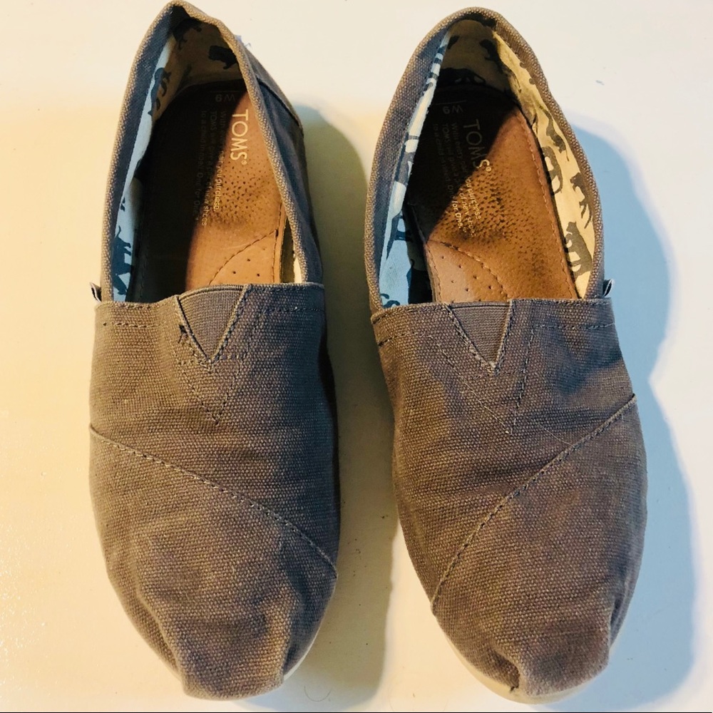 SALE Toms Medium Brown Canvas Flats Sz 9